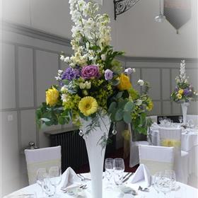 fwthumbVenue Decoration Table Centre Tall Pastels.jpg